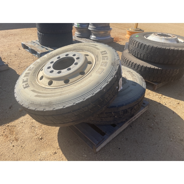 (2) 11R22.5 TIRES 2/RIMS