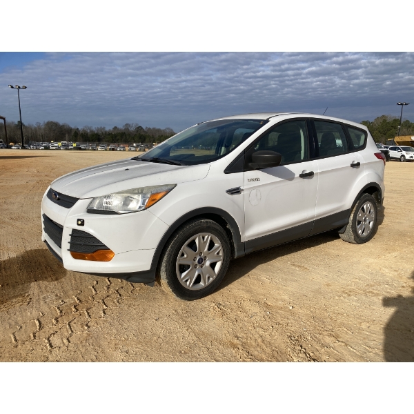 2015 FORD ESCAPE SUV