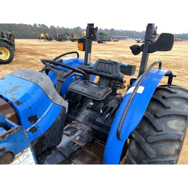 2000 NEW HOLLAND TN75 Farm Tractor - J.M. Wood Auction Company, Inc.