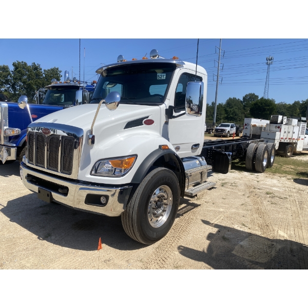 2025 PETERBILT 548 Cab and Chassis Truck