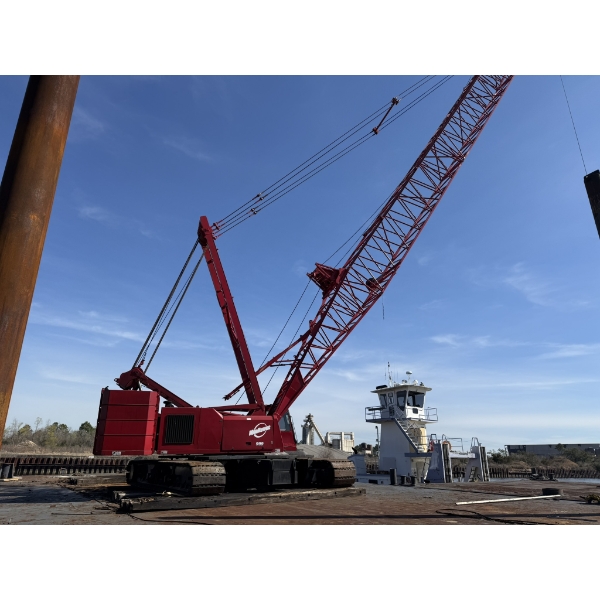 MANITOWOC 999 Crawler Crane