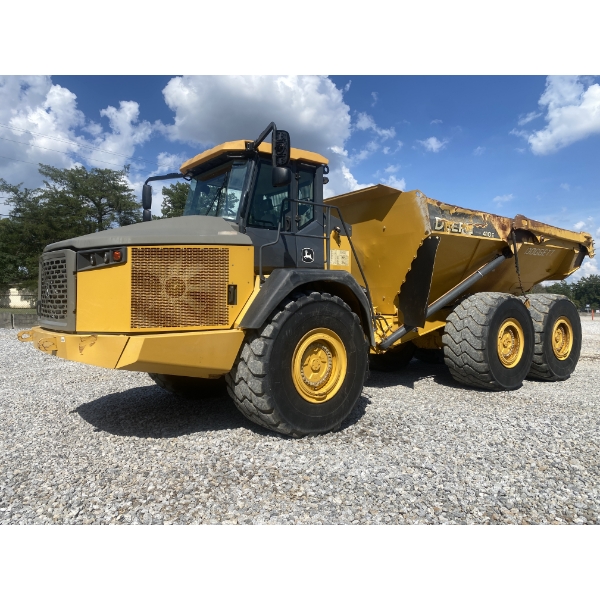 2020 JOHN DEERE 410E Articulated Truck