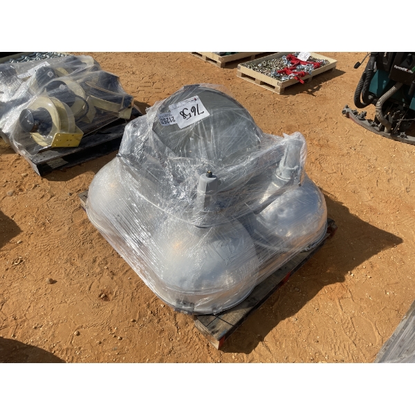 WAREHOUSE LIGHT FIXTURE