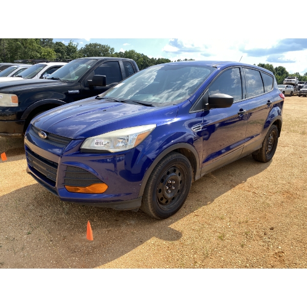 2016 FORD ESCAPE SUV
