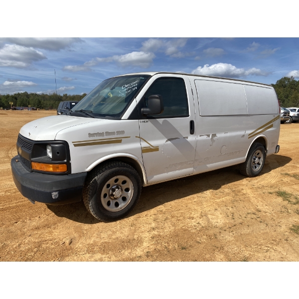 2014 CHEVROLET EXPRESS Cargo Van
