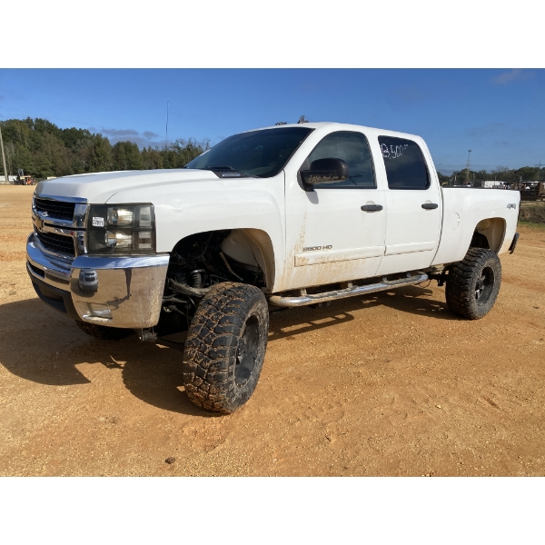 2007 CHEVROLET SILVERADO 2500 HD LT Pickup Truck