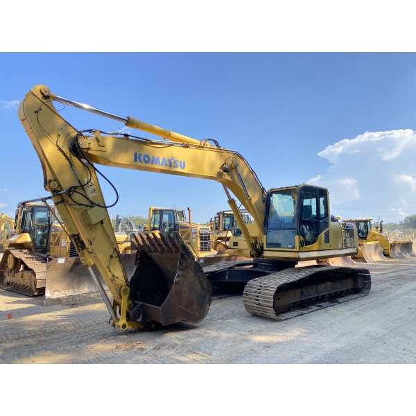 2011 KOMATSU PC220LC-8 Excavator