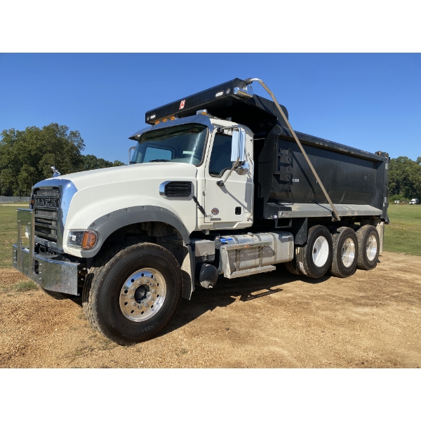 2026 MACK GR64F Dump Truck