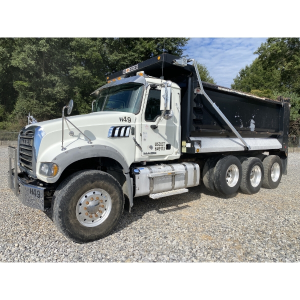 2016 MACK GU713 Dump Truck
