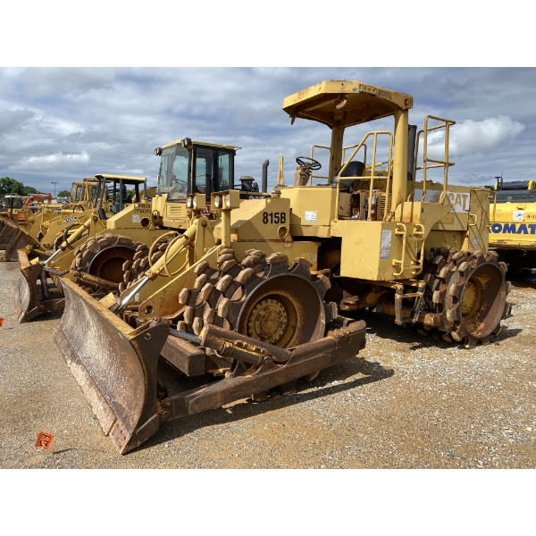 1993 CAT 815B Compactor