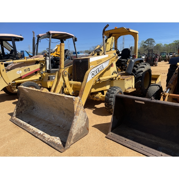 2005 JOHN DEERE 210 LE Skip Loader
