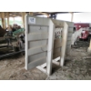 Image 1 : MERRITT ALUMINUM HEADACHE RACK