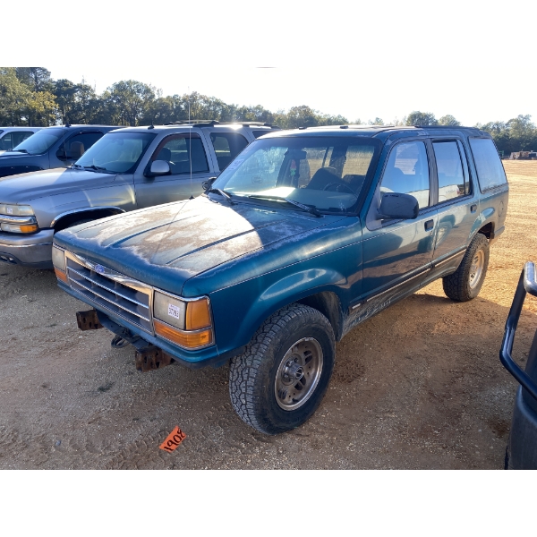 1994 FORD EXPLORER XLT SUV
