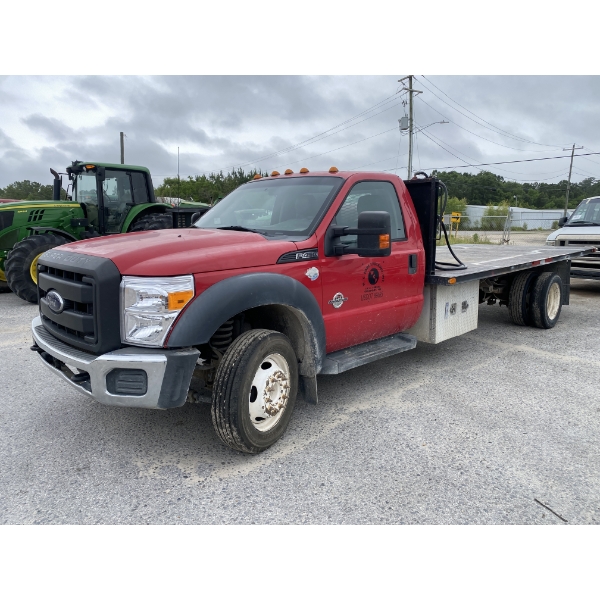 2013 FORD F450 Flatbed Truck