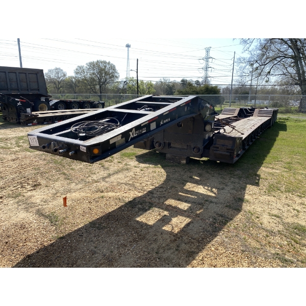 2015 XL SPECIALIZED XL110HDG Lowboy Trailer