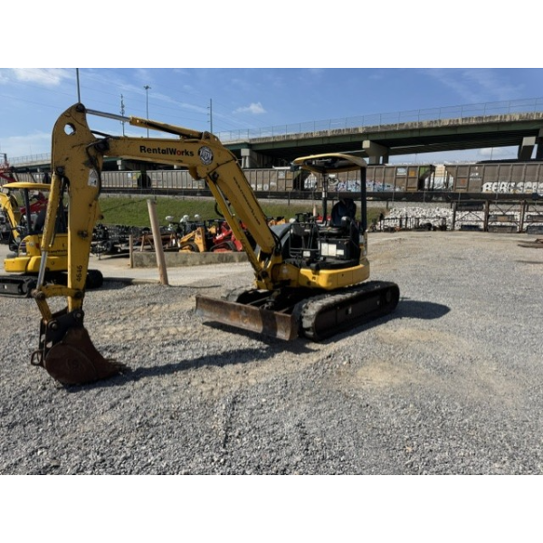 2017 KOMATSU PC45MR-5 Excavator - Mini