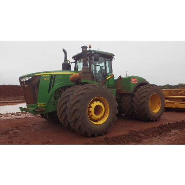 2016 JOHN DEERE 9570R Scraper Tractor
