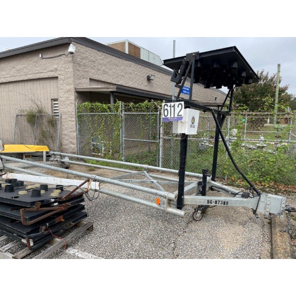 TOWABLE ATTENUATOR W/ ARROW BOARD
