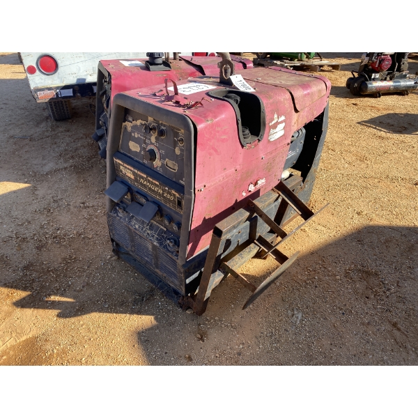 LINCOLN RANGER 250 WELDER