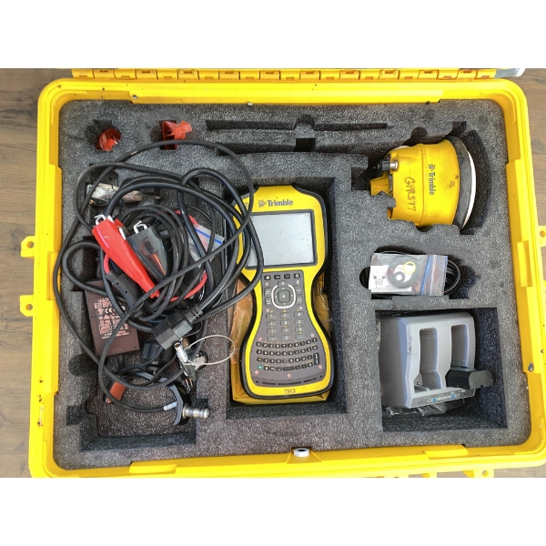 TRIMBLE SPS986 GPS ROVER
