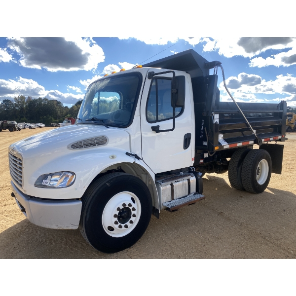 2016 FREIGHTLINER M2 Dump Truck