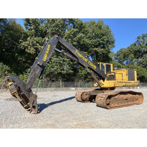2007 TIGERCAT T250B TRACK Log Loader