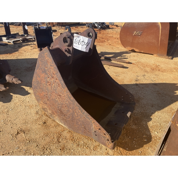 BUCKET, 32", fits excavator