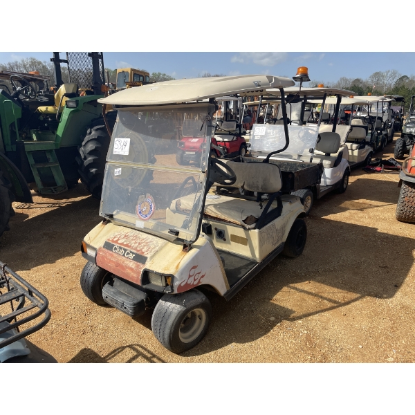 2004 CLUB CAR  Golf Cart