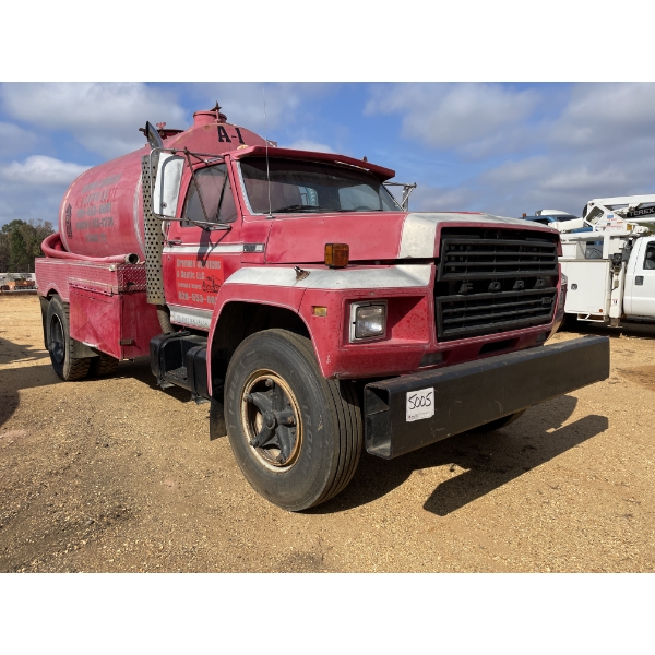 1992 FORD F800 Sewer Rodder Truck