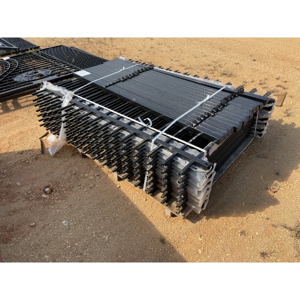 DECORATIVE METAL FENCE, (14) 7' PANELS, (14) POST