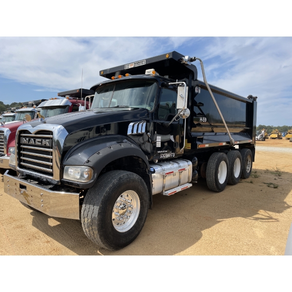 2016 MACK GU713 Dump Truck