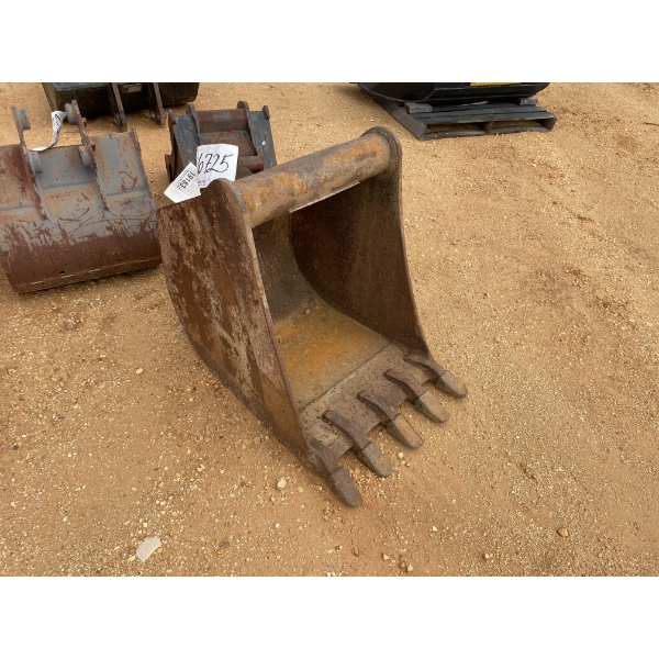 H & E 24" BUCKET