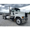 Image 4 : 2015 MACK CHU613 Day Cab Truck