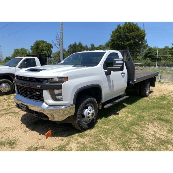 2020 CHEVROLET SILVERADO Flatbed Truck