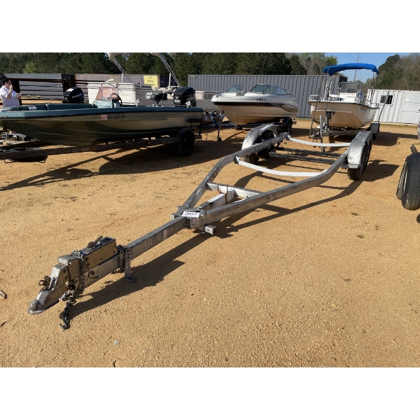 19' TANDEM AXLE BOAT TRAILER