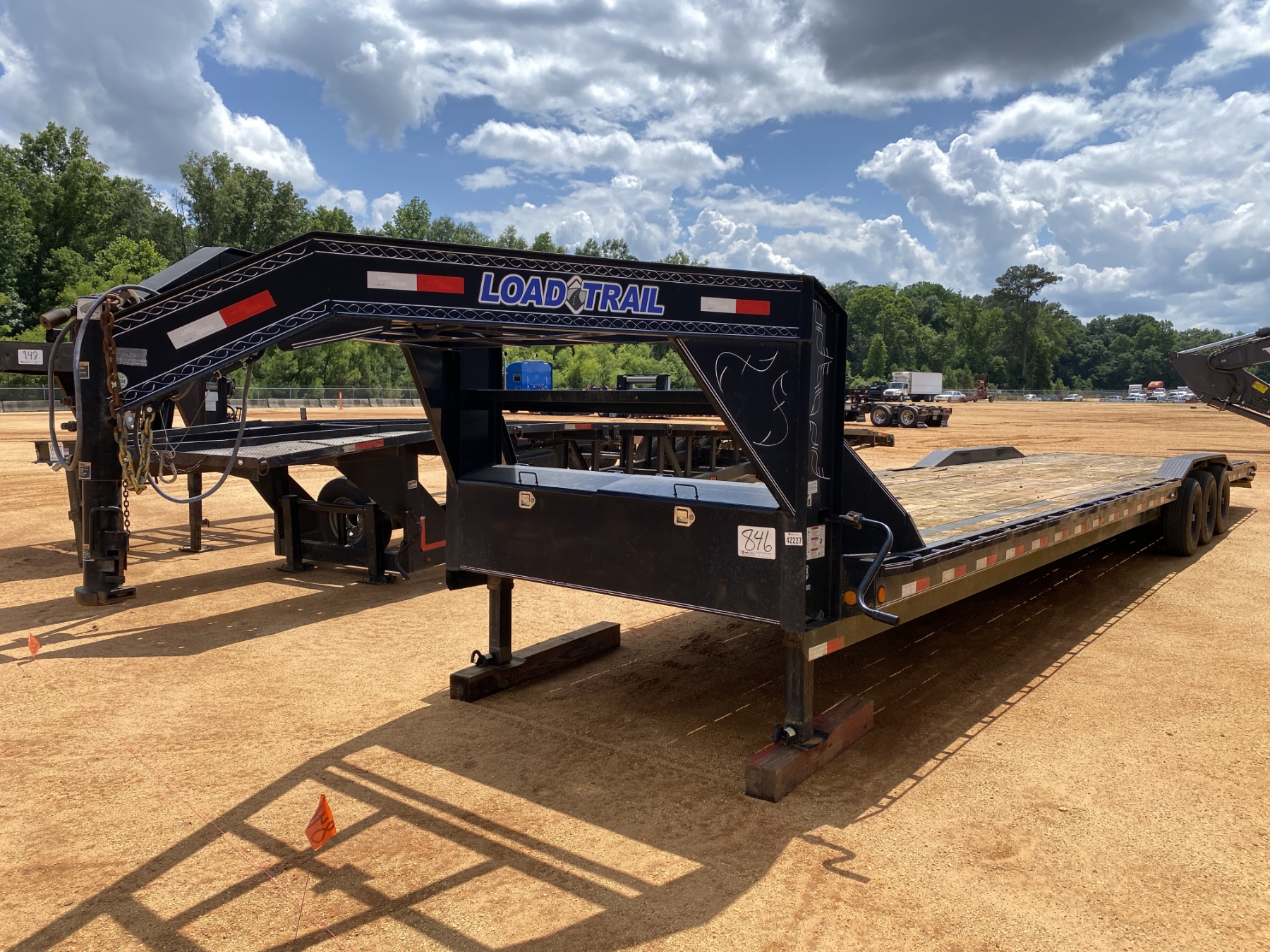 Load Trail 2018 LOAD TRAIL CAR HAULER Gooseneck Trailer - J.M. Wood Auction ...
