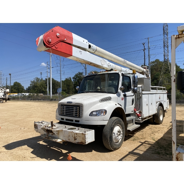 2008 FREIGHTLINER M2 Bucket Truck
