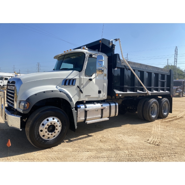 2023 MACK GR64F Dump Truck