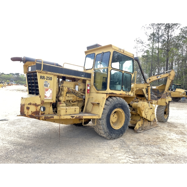 1994 CAT RR-250 Reclaimer