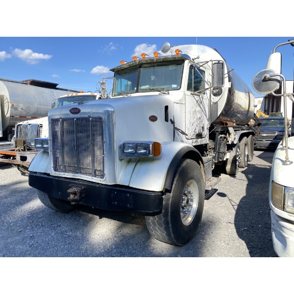 2004 PETERBILT 357 Asphalt Distributor Truck