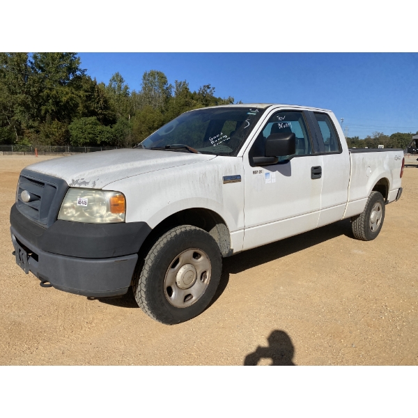 2007 FORD F150 XL Pickup Truck
