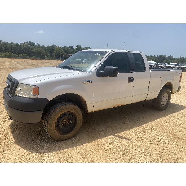 2007 FORD F150 XL Pickup Truck