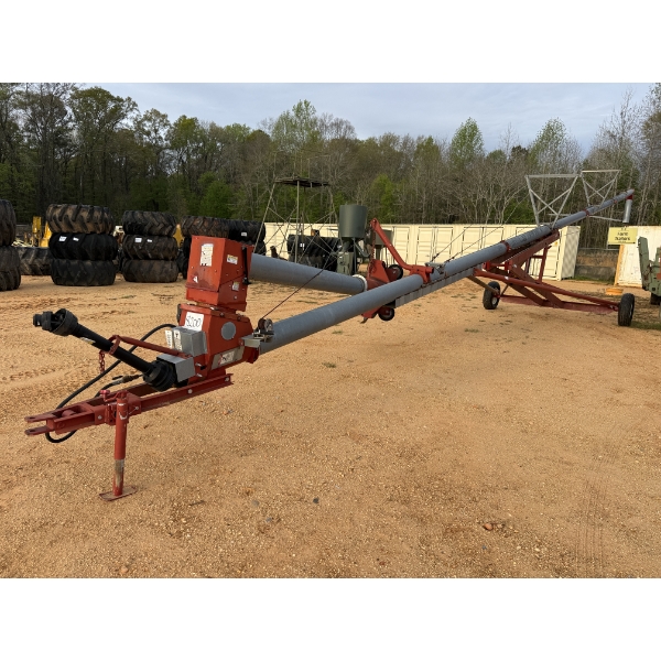 SUDENGA 8 X 65 AUGER W/ SWING-OUT HOPPER