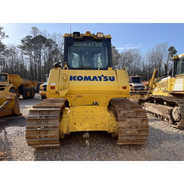 2021 KOMATSU D65PX-18 Dozer / Crawler Tractor - J.M. Wood Auction