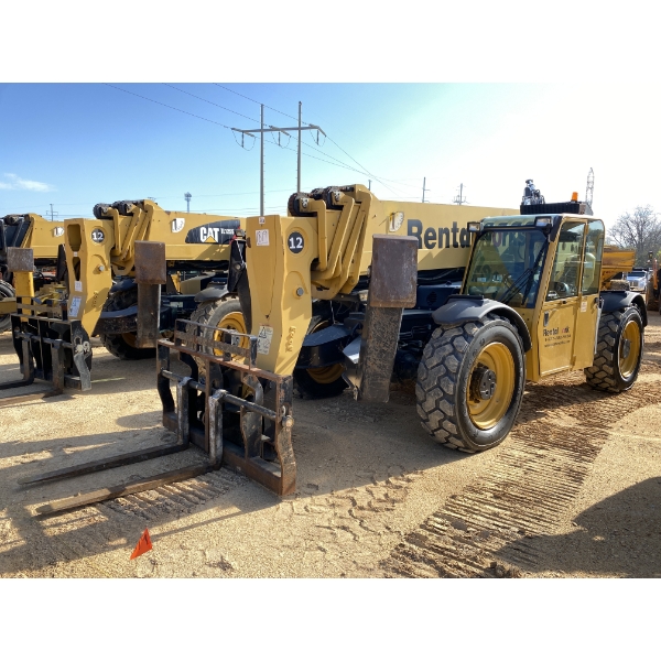 2012 CAT TL1255 Forklift - Telehandler