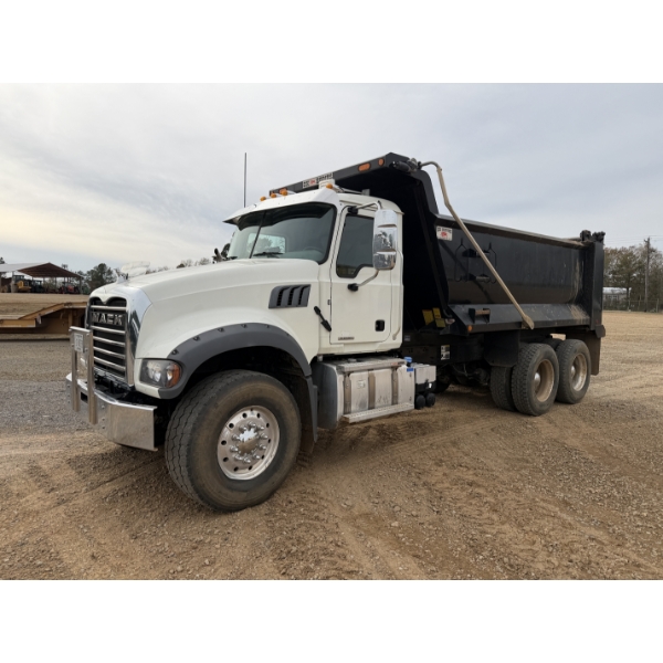 2023 MACK GR64F Dump Truck