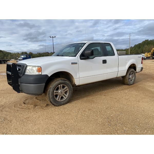 2008 FORD F150 XL Pickup Truck