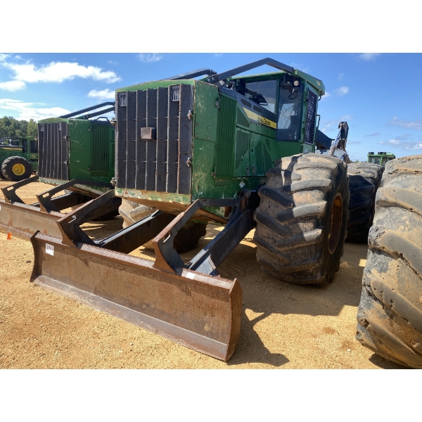 2016 JOHN DEERE 748L Skidder