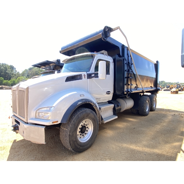 2019 KENWORTH T880 Dump Truck