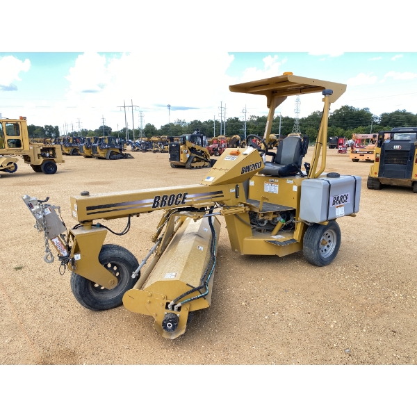 2022 BROCE BW260 Broom